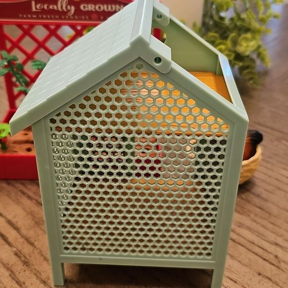 Garden Playset with Chicken and Farm Accessories - Picture 6 of 7